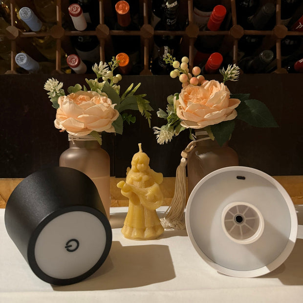 UpcyLuxe | Stilvolle, dimmbare, wiederaufladbare Flaschen-Lampe