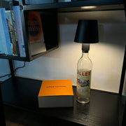 UpcyLuxe | Stilvolle, dimmbare, wiederaufladbare Flaschen-Lampe