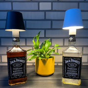 UpcyLuxe | Stilvolle, dimmbare, wiederaufladbare Flaschen-Lampe